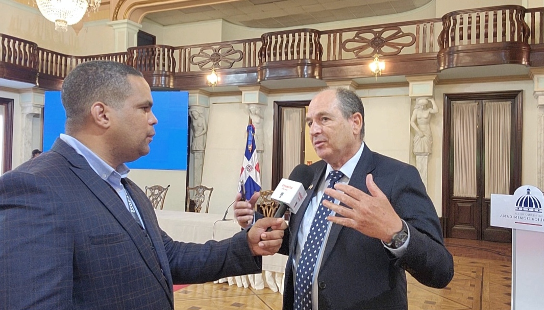 El Embajador De Israel En RD Daniel Biran Y Moises Gonzalez. Entrevista
