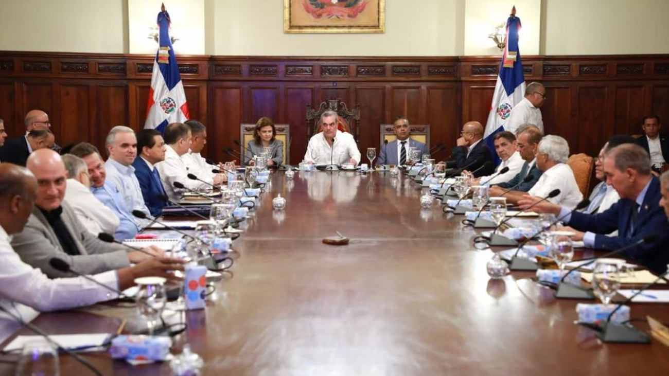 Presidente Abinader En Consejo De Ministros