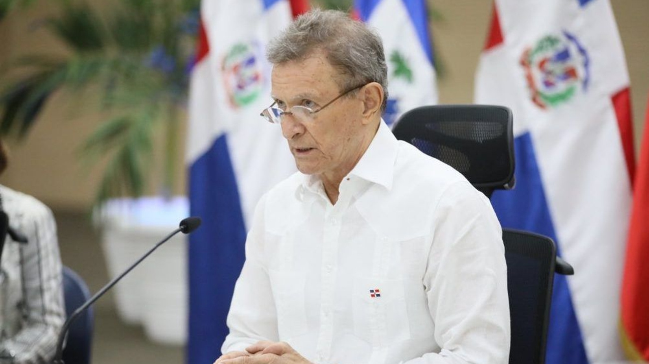 Canciller Roberto Alvarez