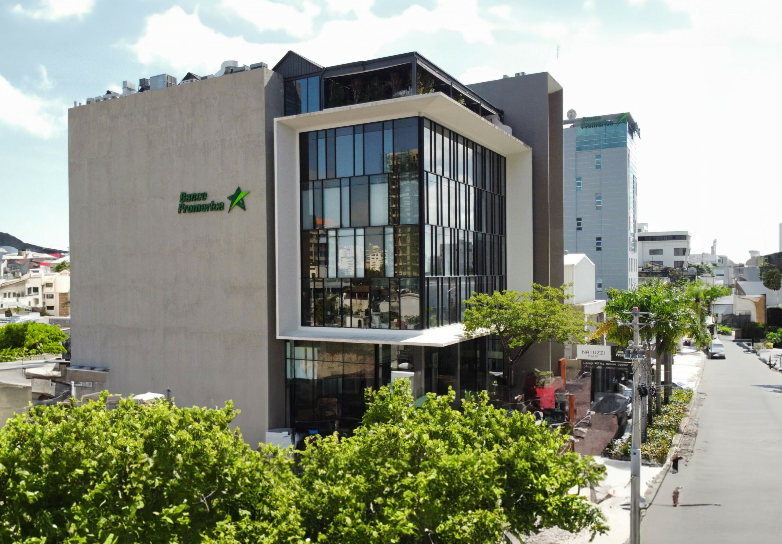 Oficinas Corporativas Banco Promerica 1 Scaled
