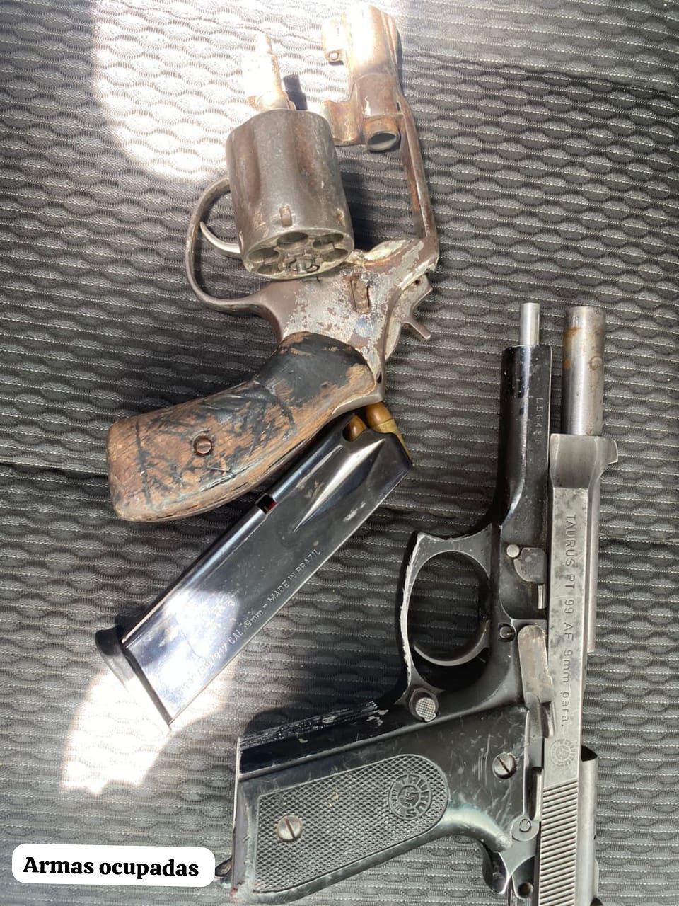Armas De Asaltantes
