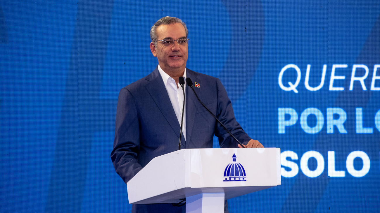 Luis Abinader En LA 1