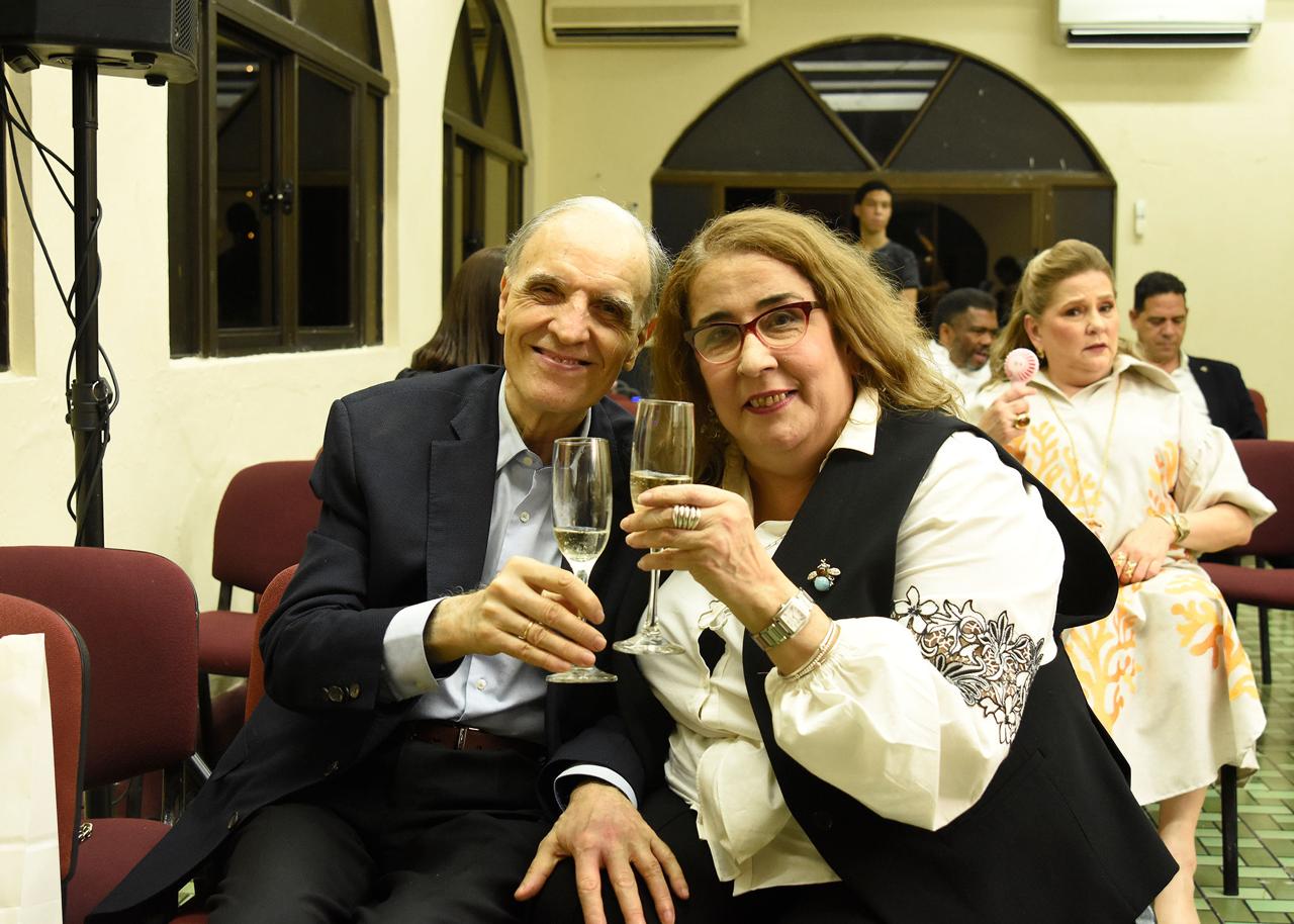 ANGEL LUIS CALLE Y MARIA DEL MAR TAVAREZ DE CALLE