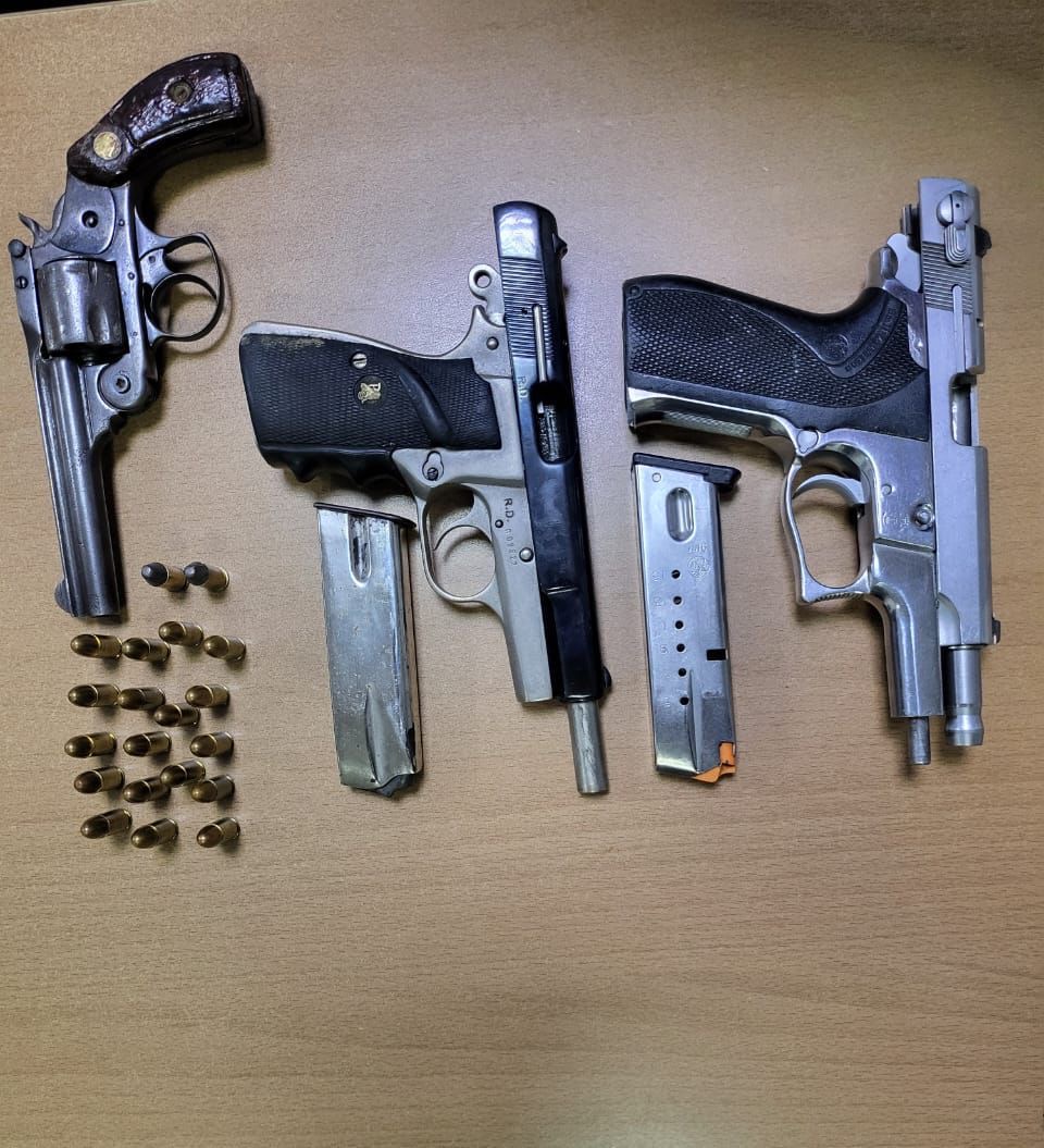 Armas