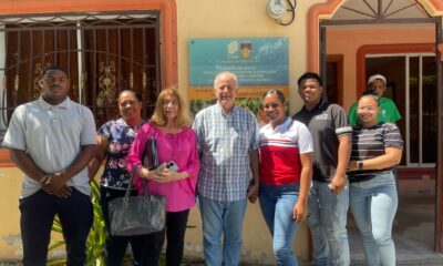 Foto Los Directivos De La Fundacion Ciencia Y Arte Jacqueline Boin Y Jose Serulle Ramia Durante Su Visita A Las Clavellinas