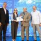 Rafael Santos Badia Director General De INFOTEP Recibe Certificado De Participacion