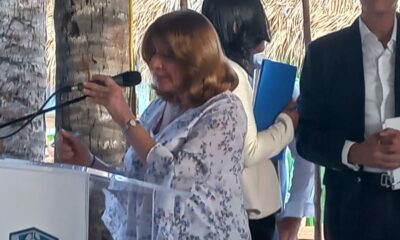 Foto La Presidenta De La Fundacion Ciencia Y Arte Jacqueline Boin Habla En El Acto Inaugural