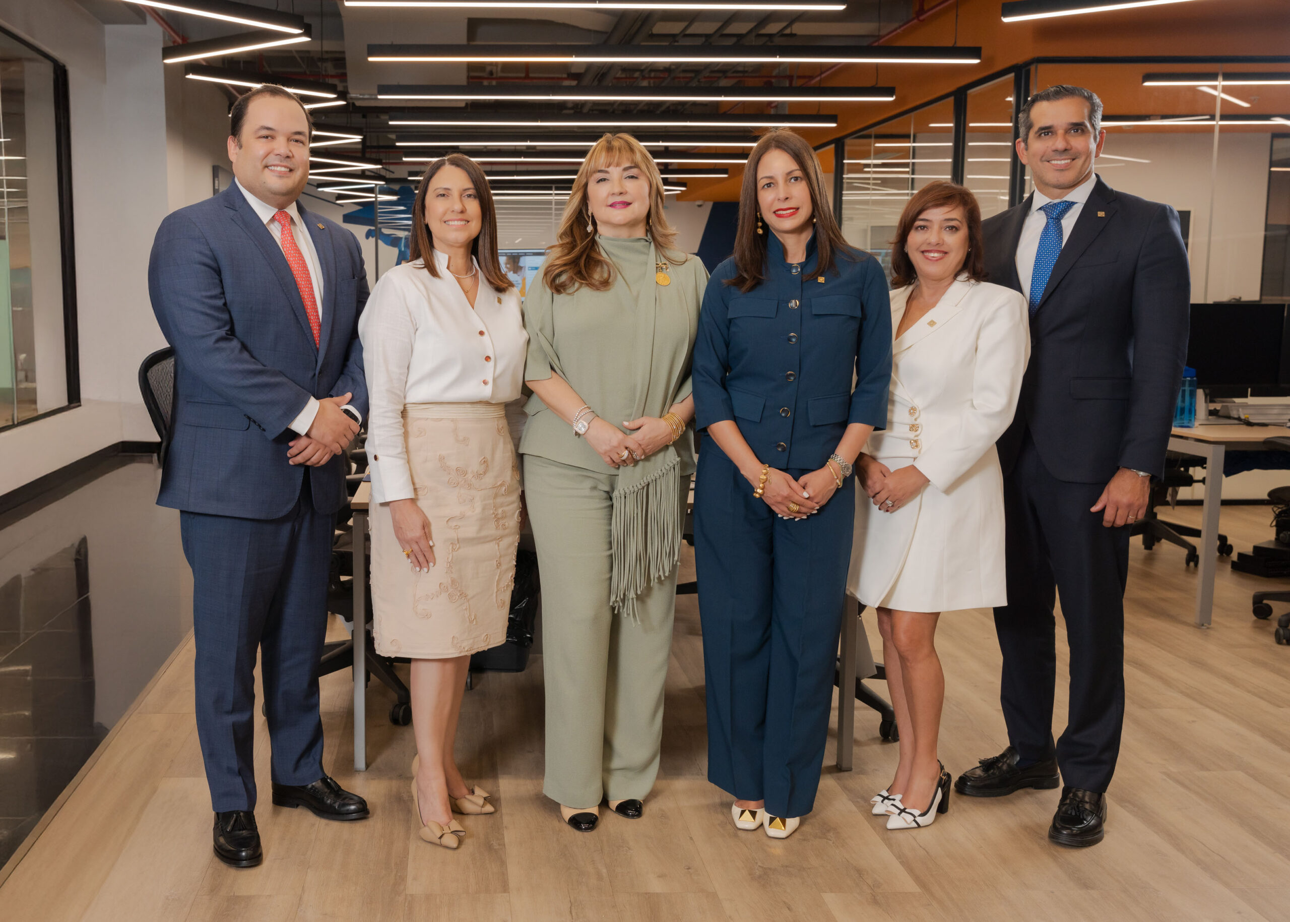 AND00024 De Izquierda A Derecha Los Senores Eduardo Pimentel Maria Badia Antonia Anton De Hernandez Maria Povedano Soraya Sanchez Y Joel Garcia Scaled