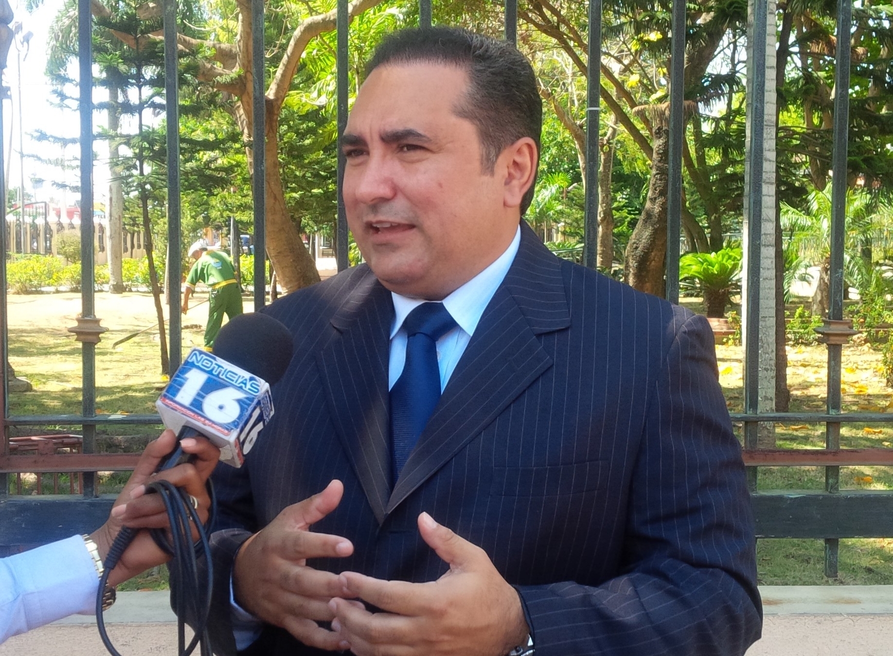 PAVON 1