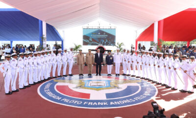 Presidente Abinader Con Cadetes