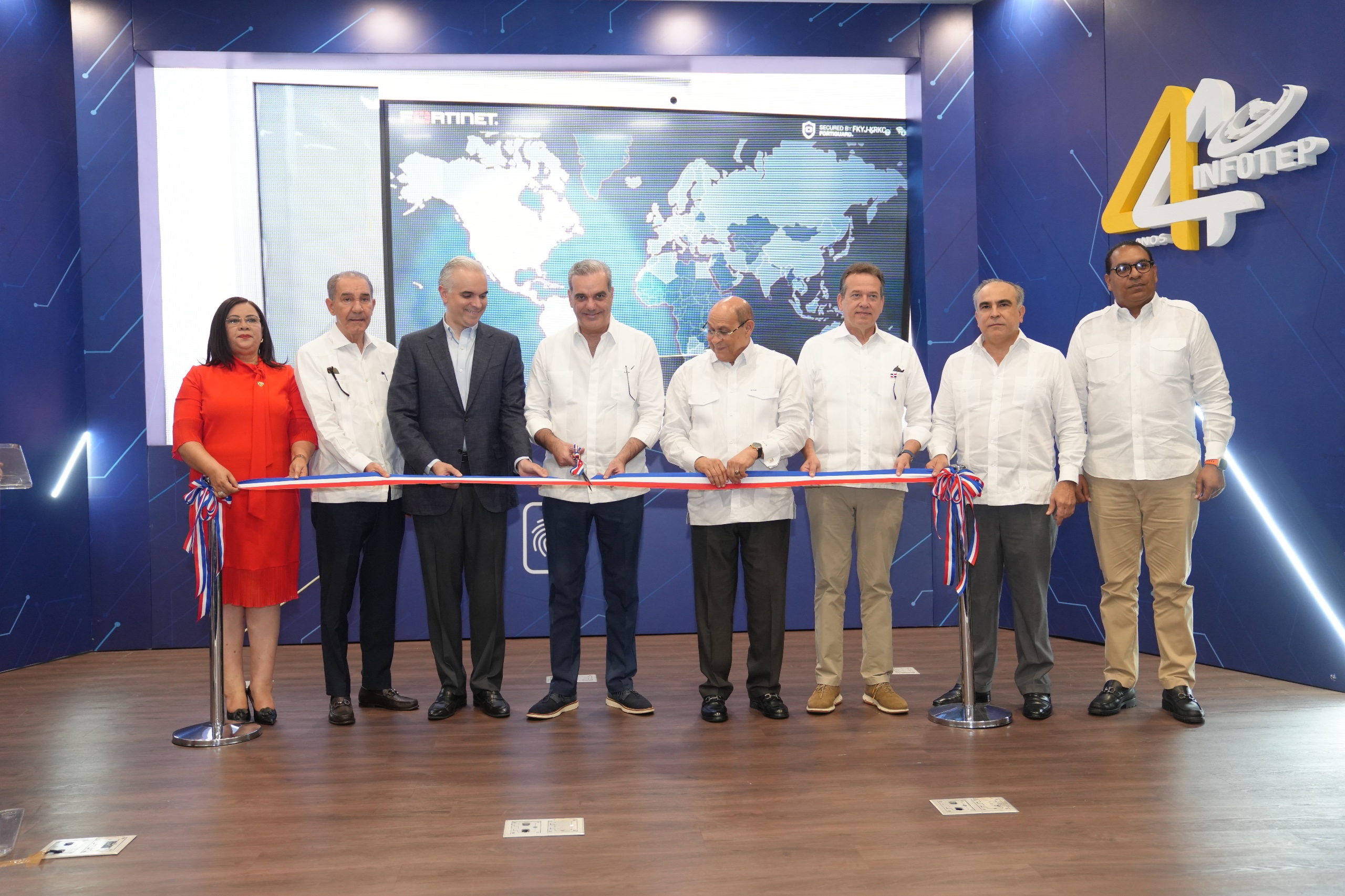 Presidente Abinader Luis Miguel De Camps Rafael Santos Badia Ito Bisono Juan Celso Marranzini Maira Morla Franklyn Garcia Fermin Y Edgar Batista