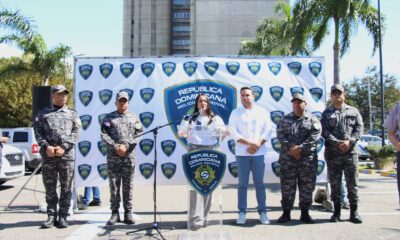 Foto Interior Y Policia