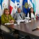Foto El Vicepresidente Del PARLACEN Ramon Emilio Goris Junto A Las Diputadas Michelle Ortiz Y Margarita Pimentel.