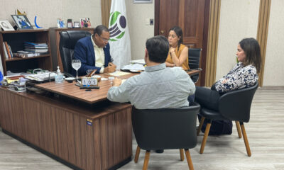 Foto Reunion Del Director De Pro Consumidor Con Representantes De Uepa Tickets