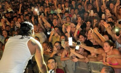 Omega Fue Recibido Por Un Publico Euforico En Gran Canaria