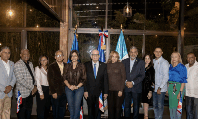 Foto 1 El Embajador Ricardo Tomas Polanco Junto Al Vicepresidente Del PARLACEN Ramon Emilio Goris Y Otros Parlamentarios. 
