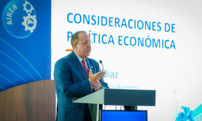 Magin Diaz Ministro De Hacienda Y Economia Durante Su Participacion En El Almuerzo Anual De La Asociacion De Industriales De La Region Norte AIREN