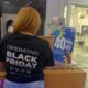 Una Inspectora De Pro Consumidor Verificando Precios De Productos Previo Al Viernes Negro