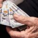 Estafan Envejecientos En EUA Con US250 Millones En 2024 Dominicanos Afctados Crearan Ley Para Protegerlos