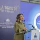 La Titular De La Direccion De Desarrollo Social Superate Gloria Reyes