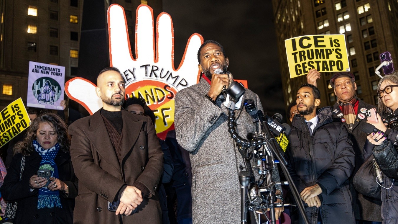 Defensor Publico NYC Advierte Inmigracion Viene Para La Gran Manzana 1