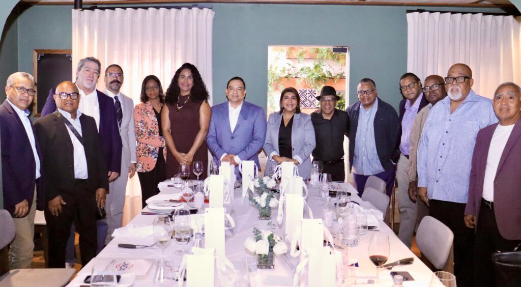 Foto 1 Reunion ONDA Y Sociedades De Gestion