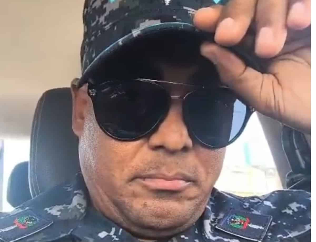 Policia