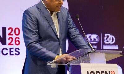 Foto 1 El Doctor Eddy Alcantara Presidente Del ICPEN Habla En La Apertura De La Asamblea Mundial Que Se Celebra En Punta Cana Con La Participacion De Delegaciones De Decenas De Paises.