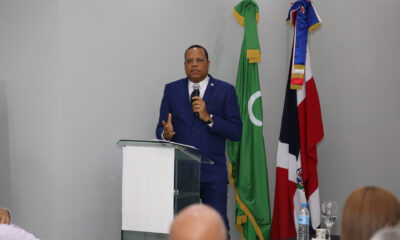 Foto SANTIAGO. El Director Ejecutivo De Pro Consumidor Habla En El Encuentro En La Federacion Regional De Cooperativas Del Cibao Central