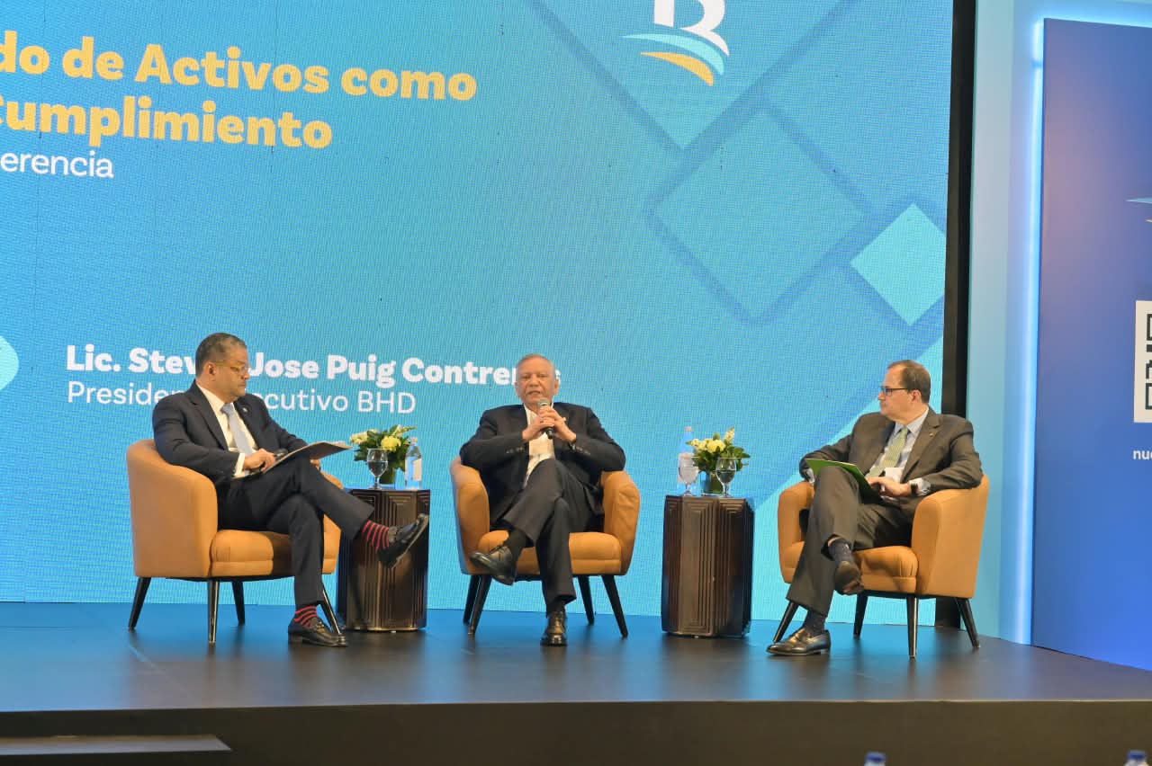 1 Panel Sobre Lavado De Activos Banreservas