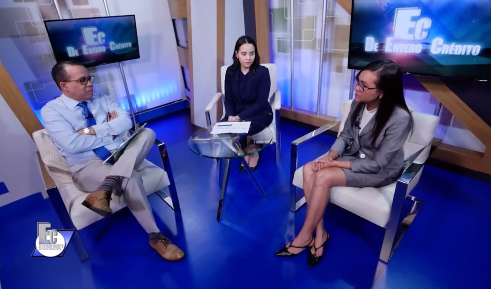 Darlenis Segura Y Rosa Cuevas Durante La Entrevista