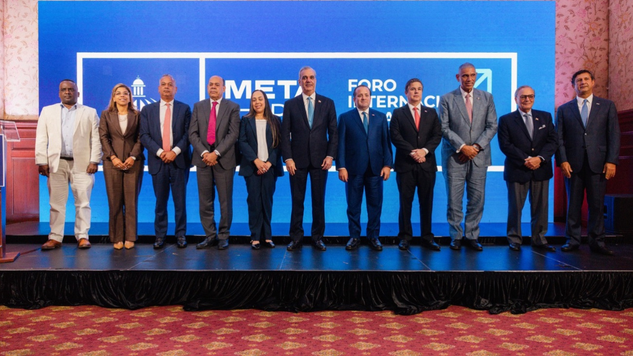 PRESIDENTE ABINADER EN FORO META