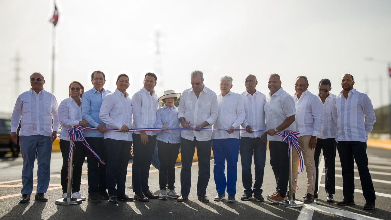 Presidente Abinader Inaugura Puente