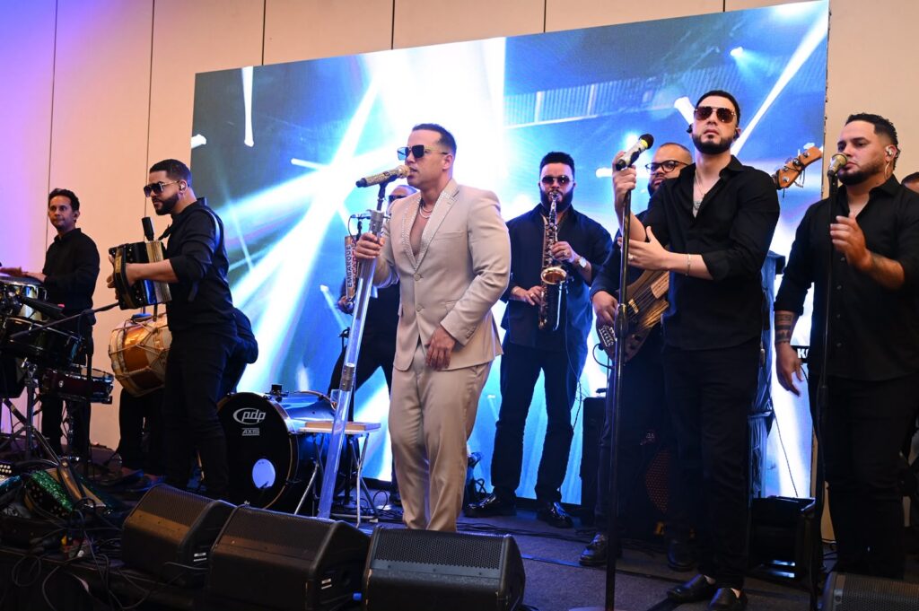 El Blachy Amanizo La Presentacion De Raza.Do