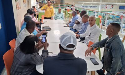 Foto 1 El Presidente Del PHD Ramon Emilio Goris Encabeza Una Reunion En La Region Este
